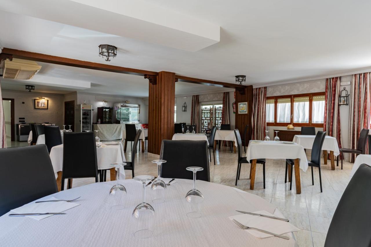 Hotel Restaurante Felipe II (Adults Only) Ayna Exteriör bild